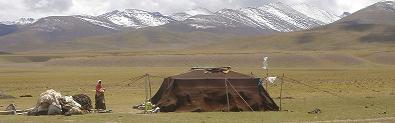 Nomads near Namtso in Tibet (Click for Website)