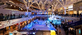 Westfield London at Christmas (Click for Web Site)